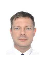 Андрій Гаюр Менеджер з післяпродажного обслуговування